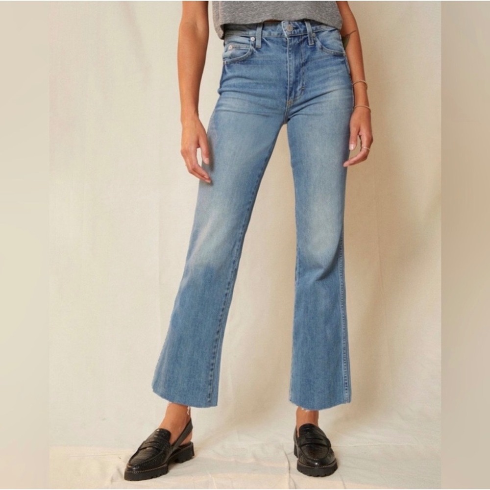 AMO High Rise Kick Crop Jeans Topanga Blue Raw Hem Flare Denim A01260 Size 26